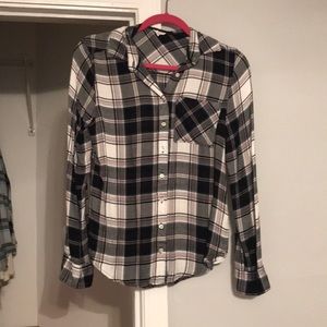 Button up collared shirt